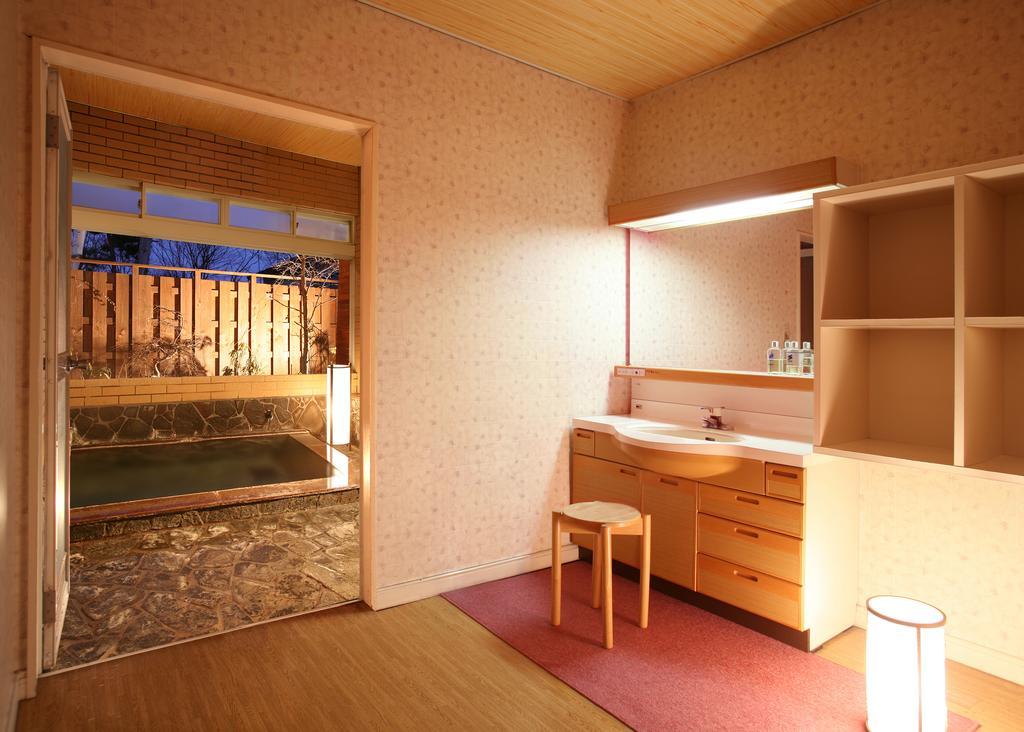 Sato Pension Ruhe Kusatsu  Exterior photo